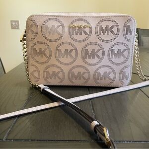 Michael Kors Crossbody Bag (Powder Pink)